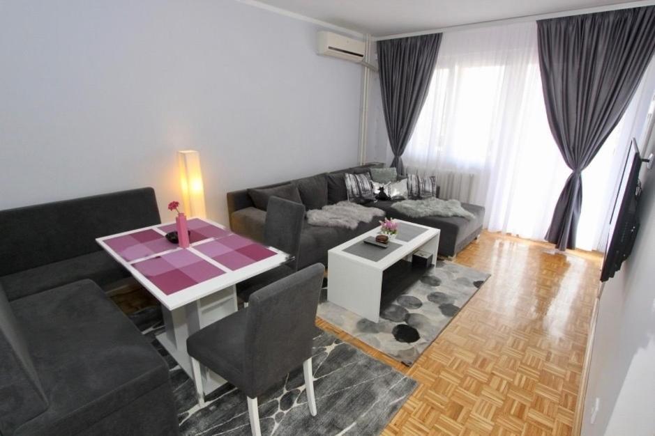 Cezar Apartment Белград Экстерьер фото
